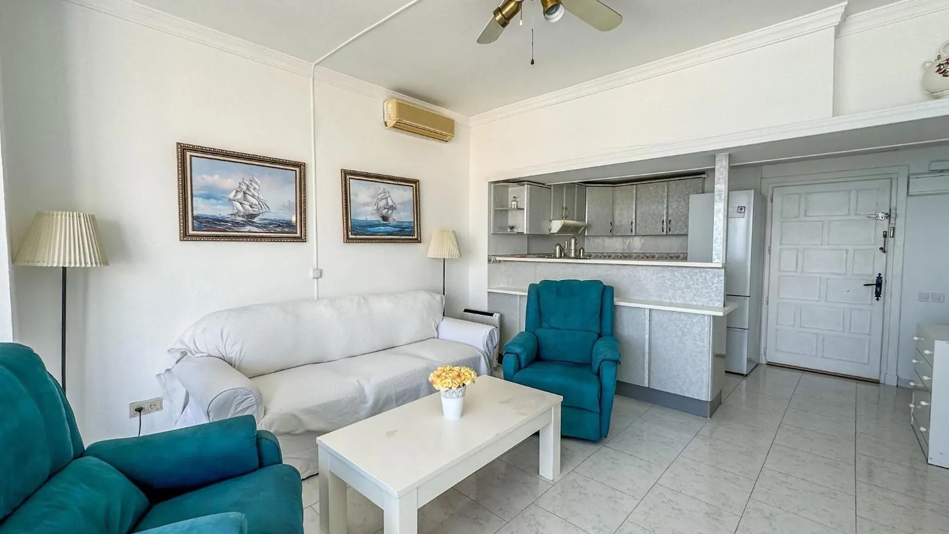 Coastal Comfort For Four In Torremolinos 0*,  Spanje