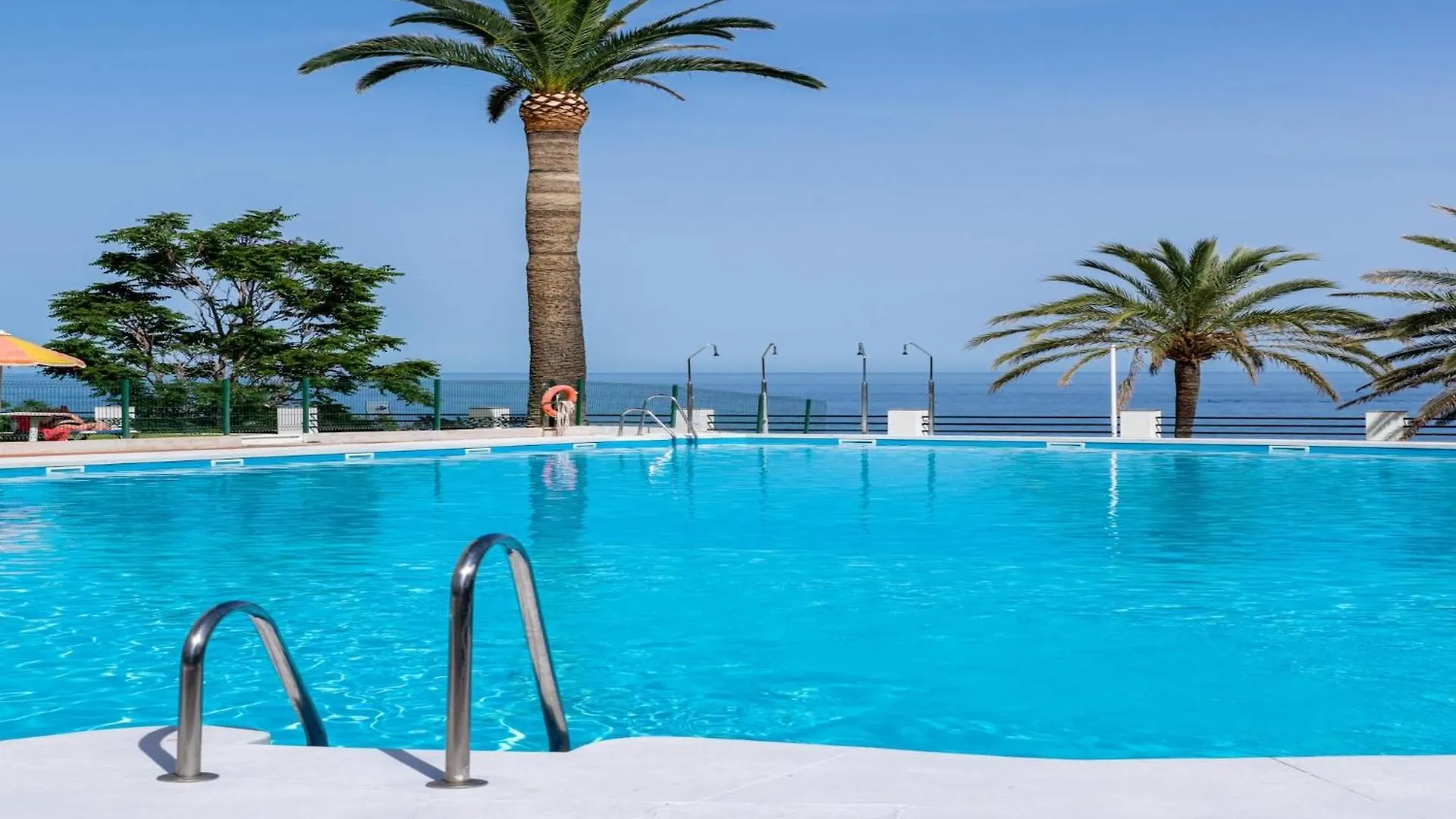 Coastal Comfort For Four In Torremolinos