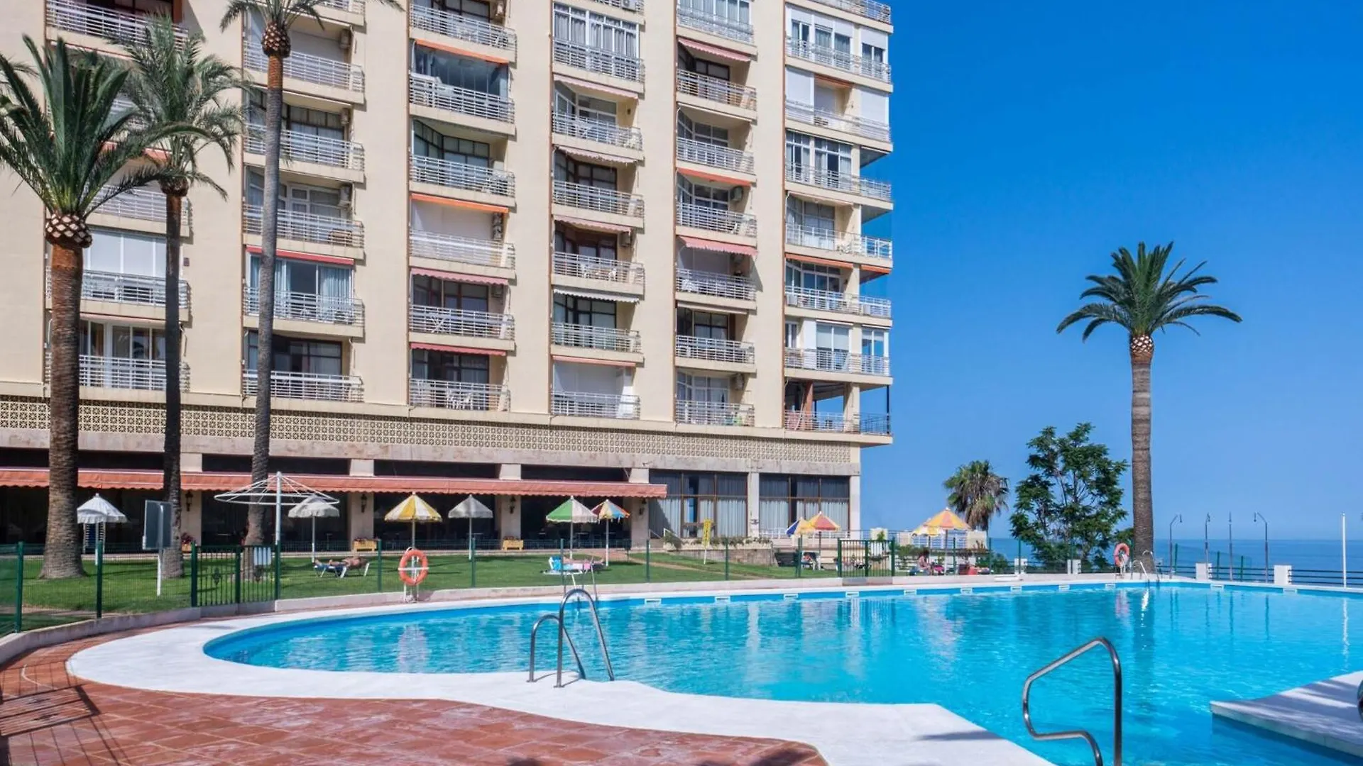 Coastal Comfort For Four In Torremolinos location
