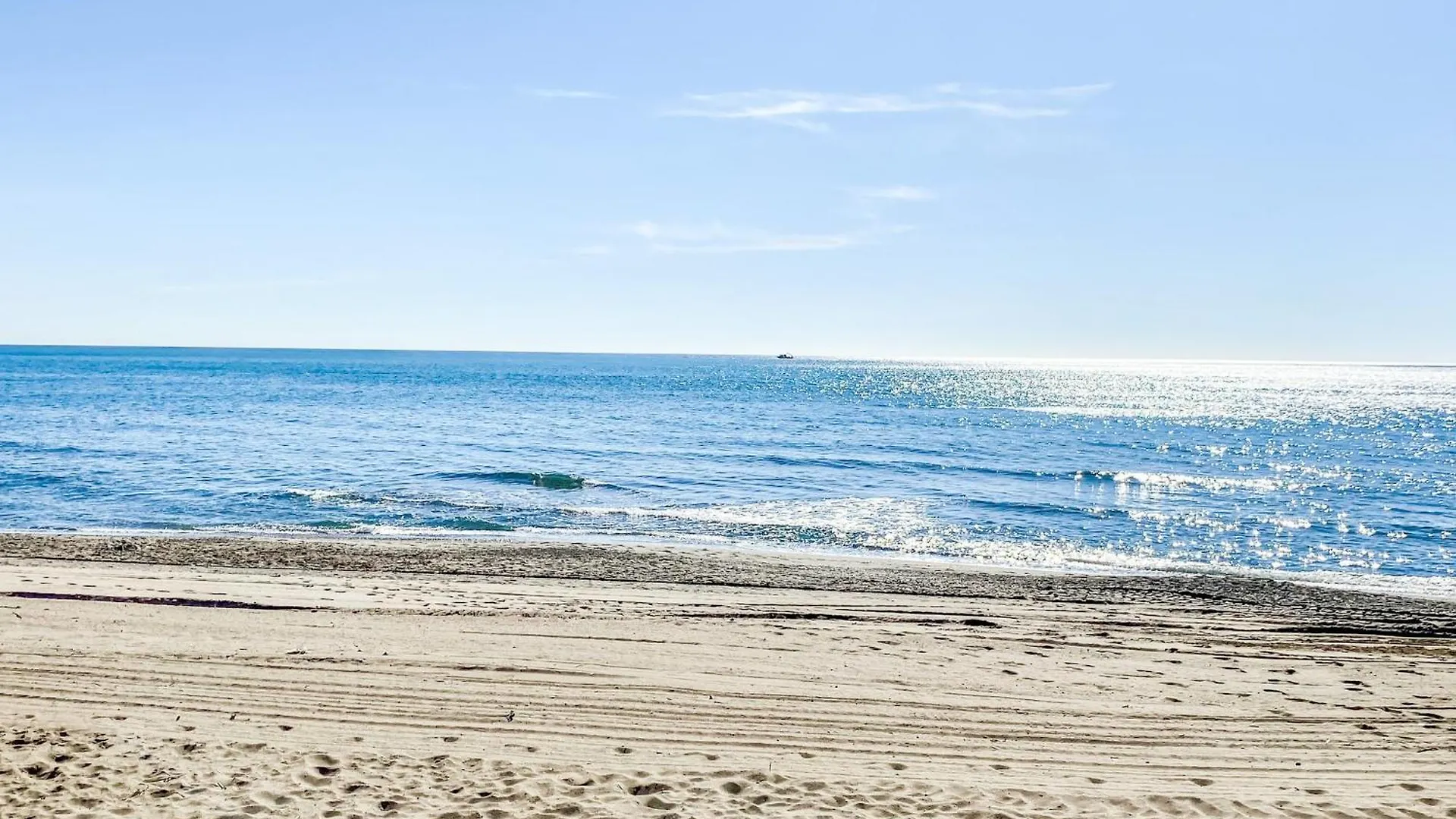 Coastal Comfort For Four In Torremolinos 0*,  Spanje